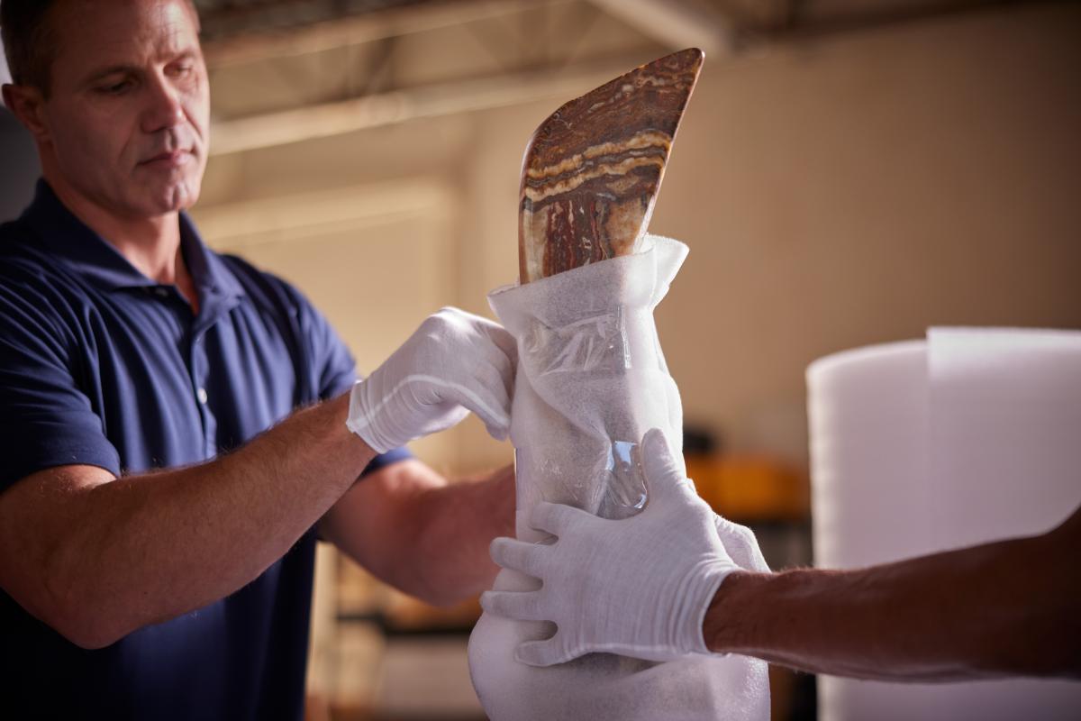 packing a sculpture 